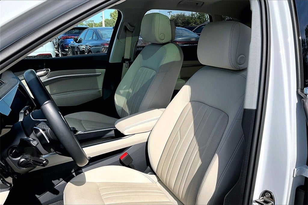 2024 Audi Q8 e-tron Premium Plus quattro