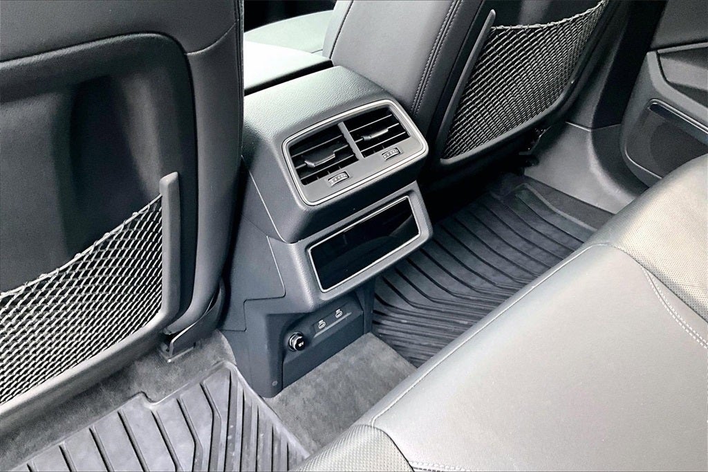 2024 Audi Q8 e-tron Premium Plus quattro