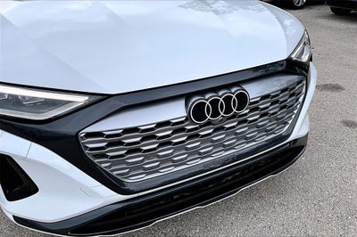 2024 Audi Q8 e-tron Premium Plus quattro
