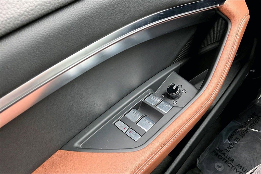 2024 Audi Q8 e-tron Premium Plus quattro