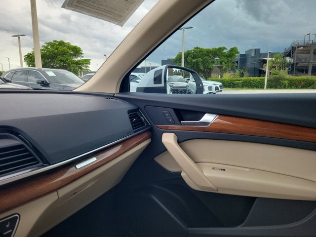 2023 Audi Q5 40 Premium