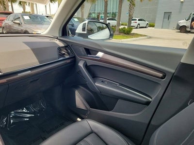2023 Audi Q5 40 Premium