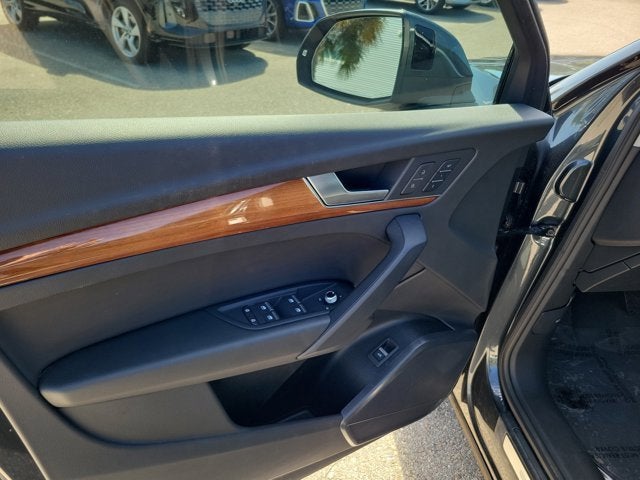 2023 Audi Q5 40 Premium