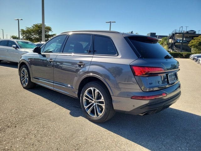 2025 Audi Q7 45 Premium