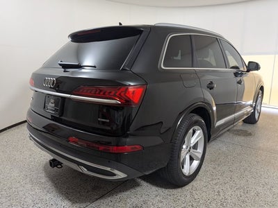2022 Audi Q7 Premium 45 TFSI quattro