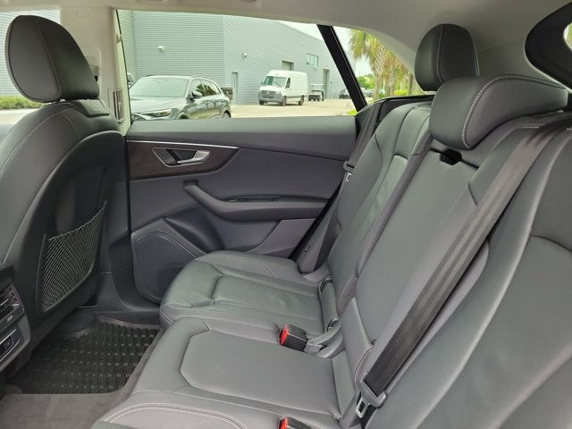2023 Audi Q8 55 Premium