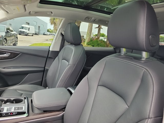 2023 Audi Q8 55 Premium