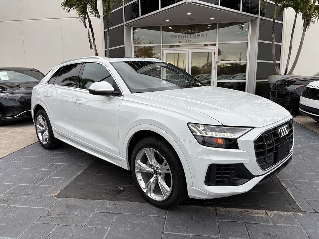2023 Audi Q8 55 Premium quattro
