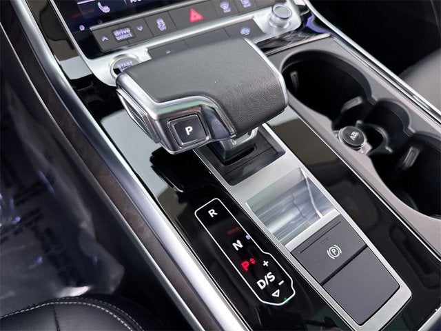 2023 Audi Q8 Premium