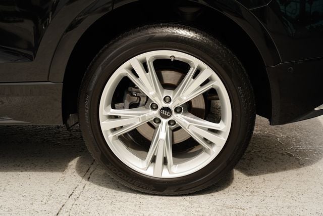 2023 Audi Q8 55 Premium quattro