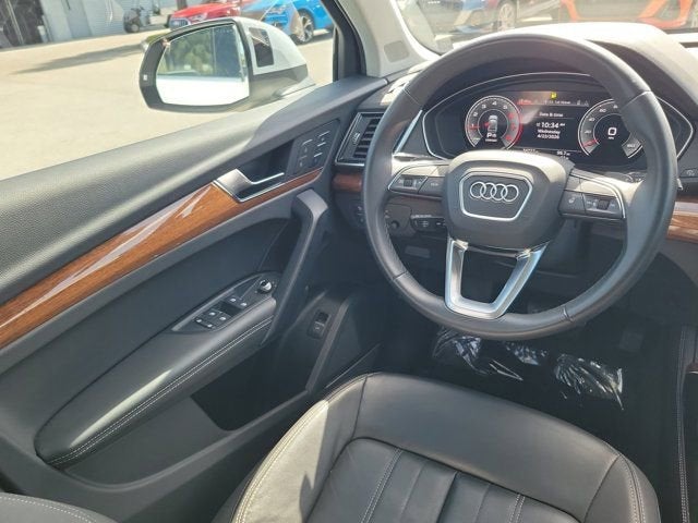 2023 Audi Q5 40 Premium Plus
