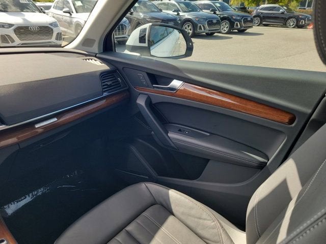 2023 Audi Q5 40 Premium Plus
