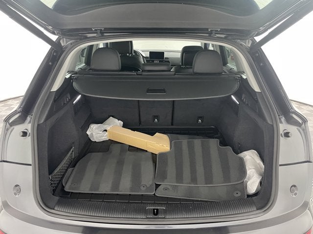 2020 Audi Q5 Premium Plus