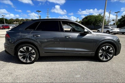 2025 Audi Q8 55 Premium Plus quattro