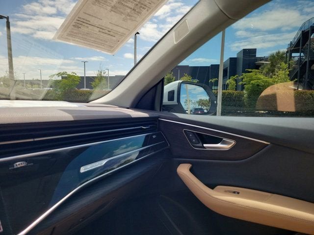 2025 Audi Q8 55 Premium Plus