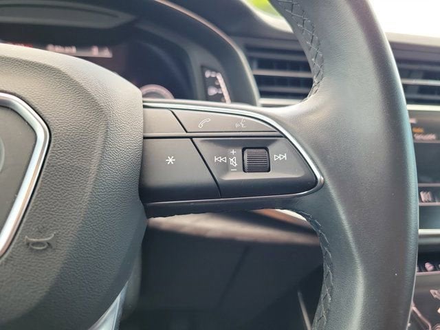 2022 Audi Q8 55 Premium Plus