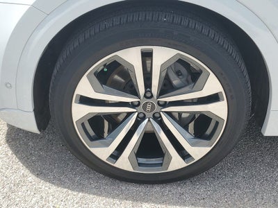 2021 Audi Q8 55 Prestige quattro