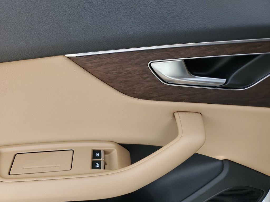 2021 Audi Q8 55 Prestige quattro