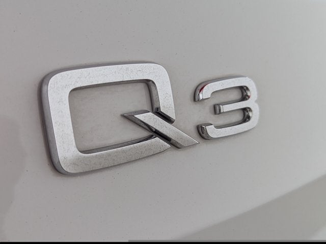 2023 Audi Q3 S line Premium 45 TFSI quattro