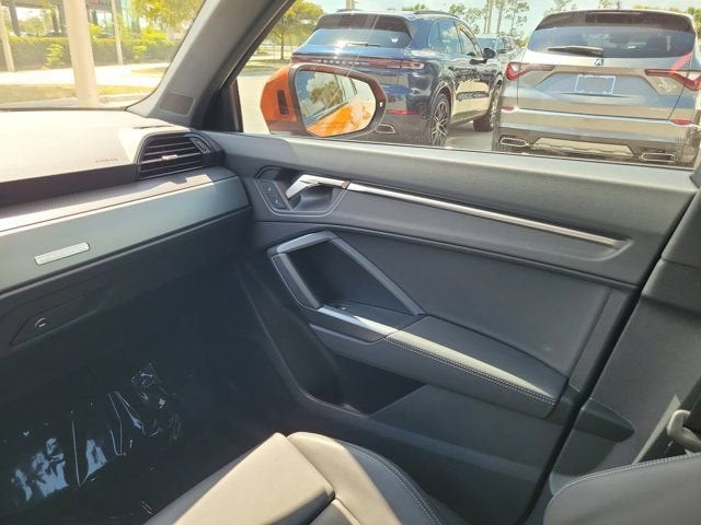 2025 Audi Q3 Premium