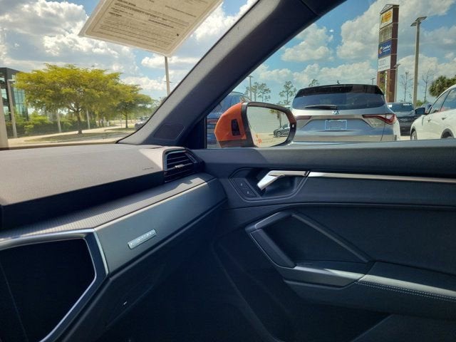 2025 Audi Q3 Premium