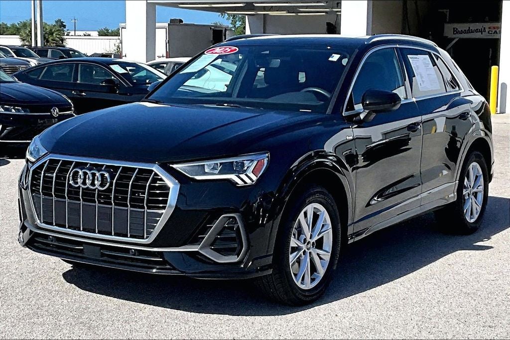 2025 Audi Q3 Premium S Line quattro
