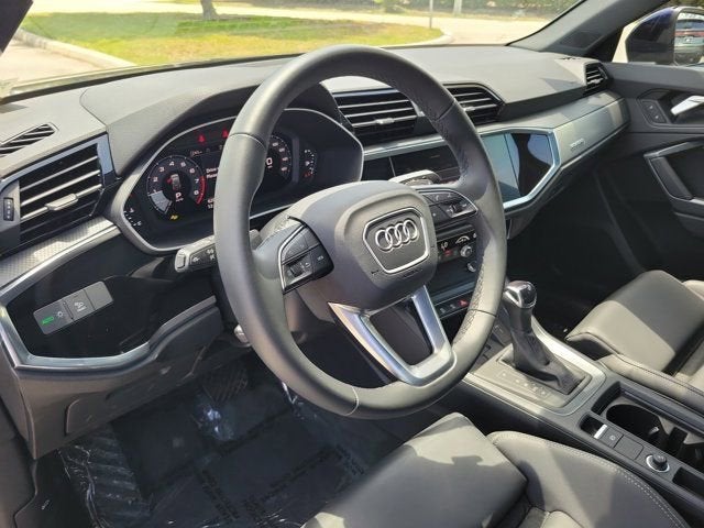 2025 Audi Q3 Premium