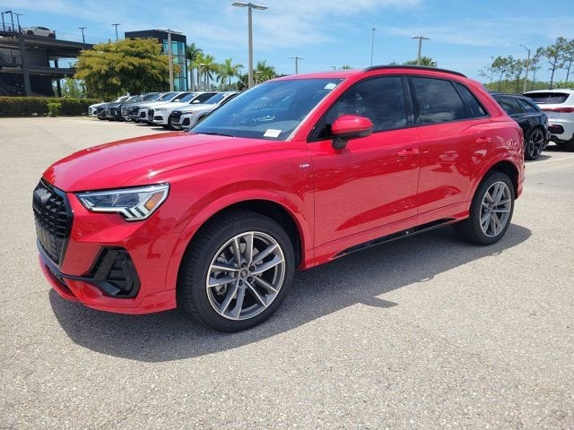 2025 Audi Q3 Premium