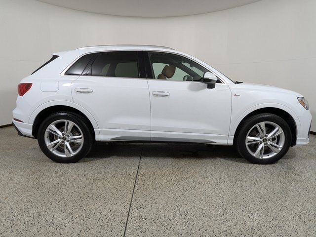 2024 Audi Q3 S line Premium 45 TFSI quattro