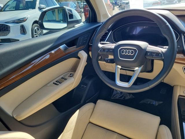 2024 Audi Q5 e 55 Premium Plus