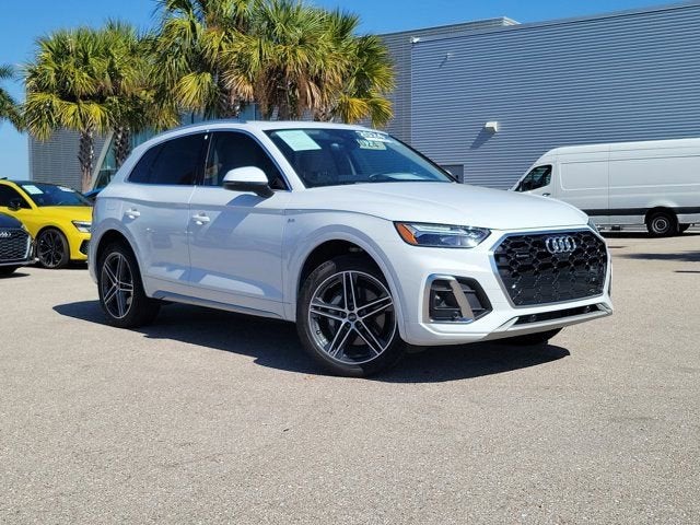 2024 Audi Q5 e 55 Premium Plus