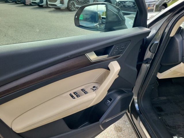 2022 Audi Q5 45 S line Premium Plus