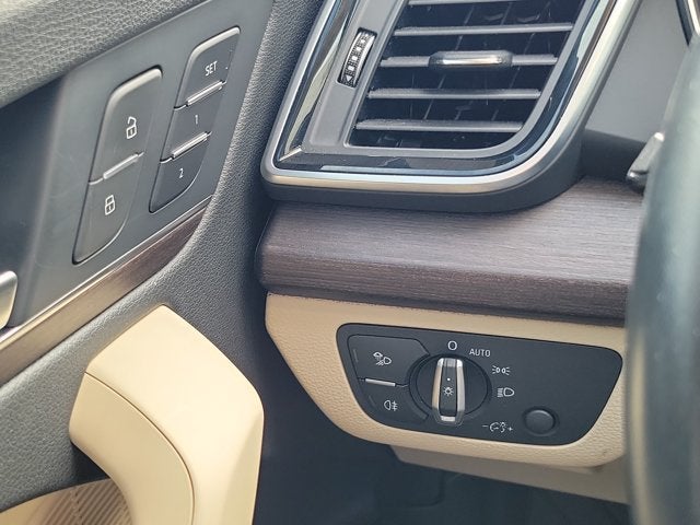 2022 Audi Q5 45 S line Premium Plus