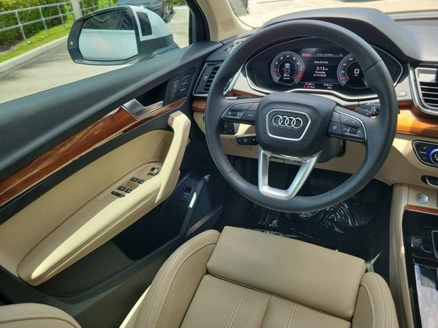 2023 Audi Q5 45 S line Premium Plus
