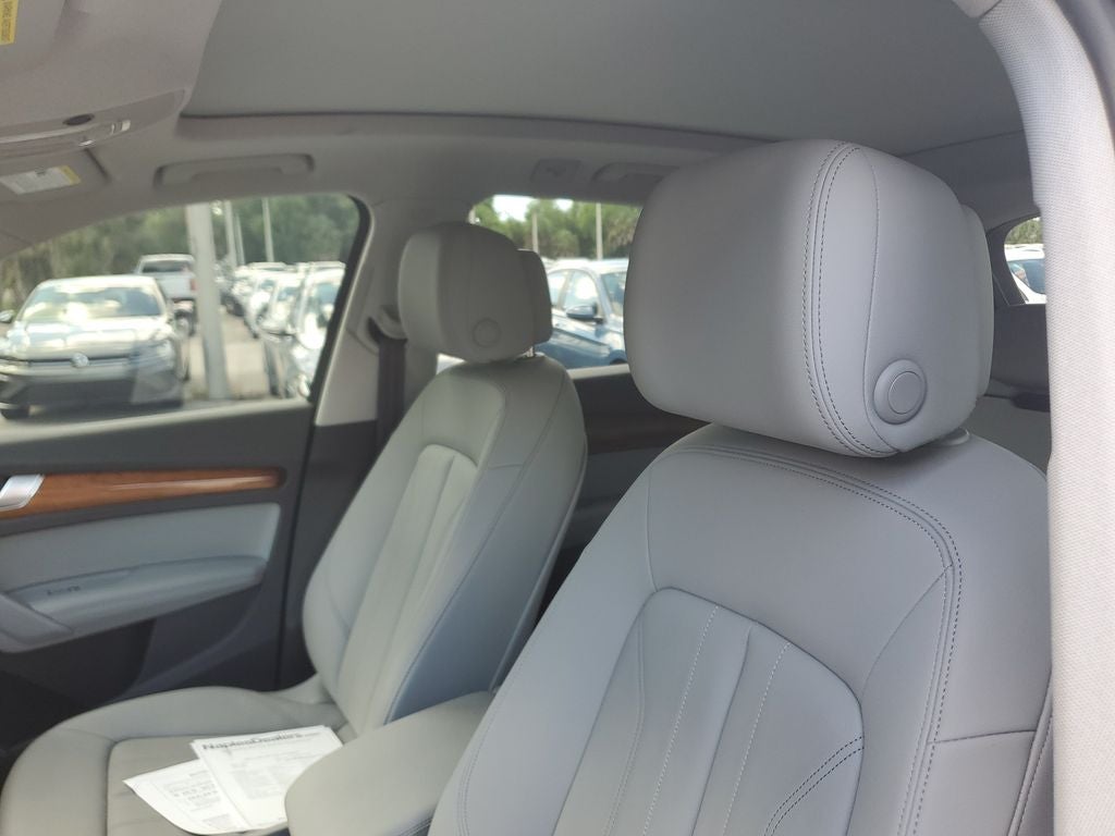 2023 Audi Q5 45 S line Premium quattro