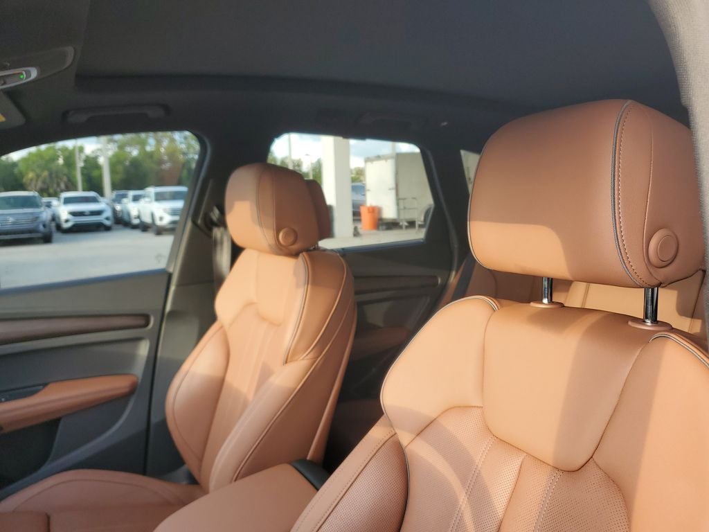 2023 Audi Q5 45 S line Premium Plus quattro