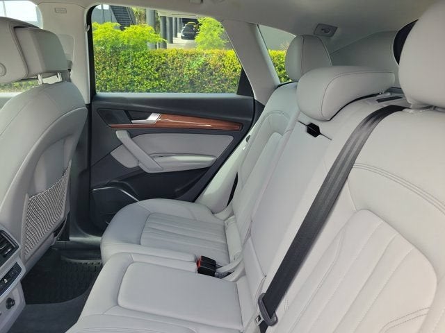 2022 Audi Q5 45 S line Premium Plus
