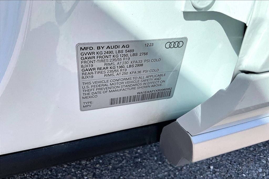 2024 Audi Q5 45 S line Premium Plus quattro