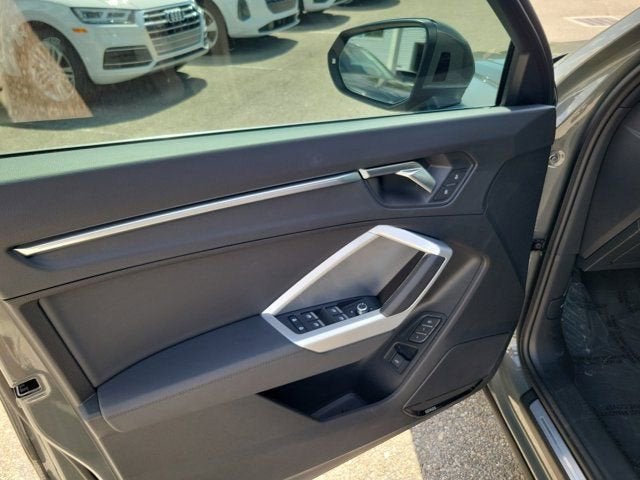 2025 Audi Q3 Premium Plus