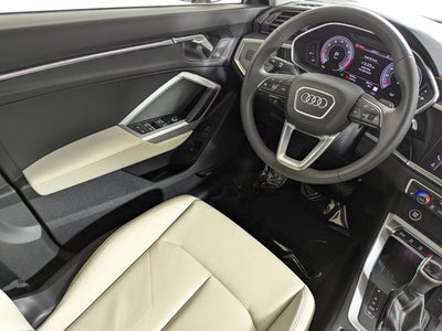 2025 Audi Q3 S line Premium Plus 45 TFSI quattro