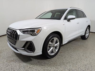 2024 Audi Q3 S line Premium Plus 45 TFSI quattro