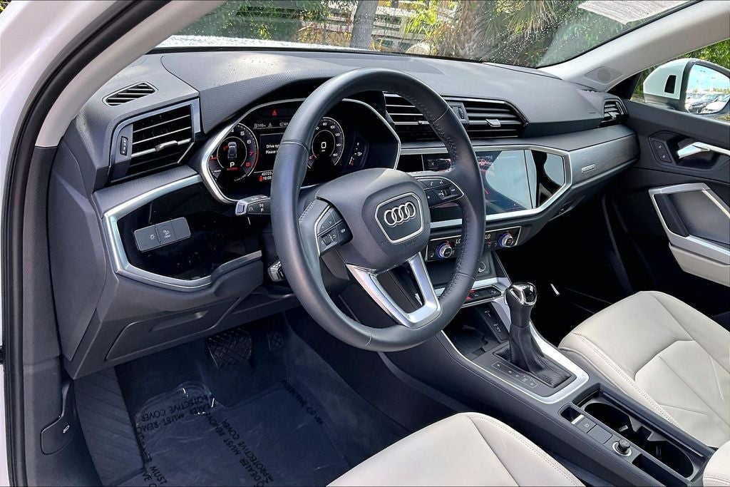 2020 Audi Q3 Premium Plus S line quattro