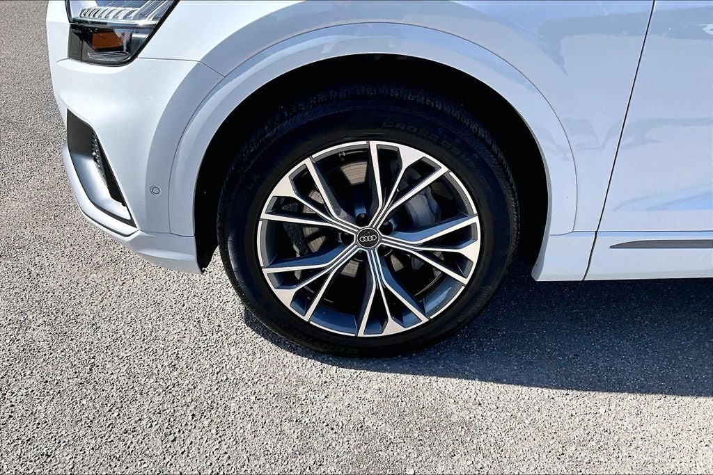 2023 Audi Q8 55 Premium Plus quattro