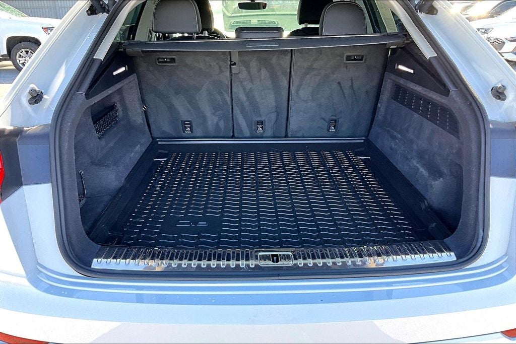 2023 Audi Q8 55 Premium Plus quattro