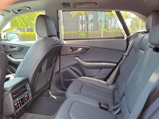 2023 Audi Q8 55 Premium Plus