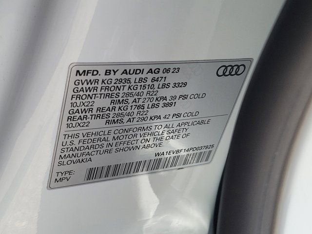 2023 Audi Q8 55 Premium Plus