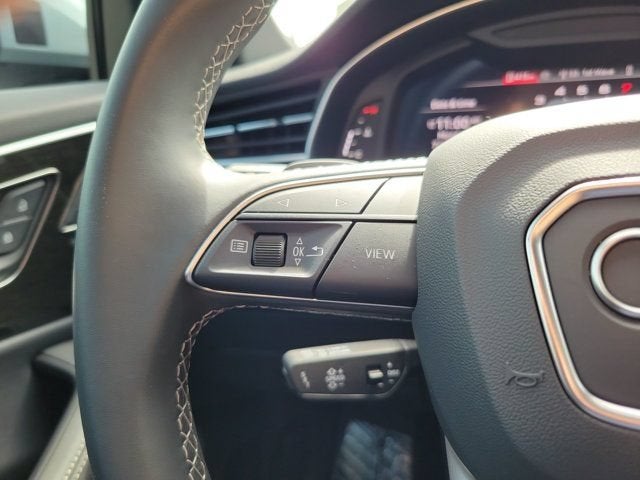 2025 Audi Q8 55 Premium Plus