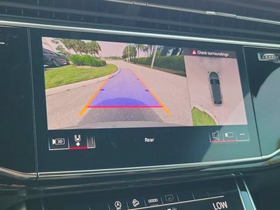 2025 Audi Q8 55 Premium Plus