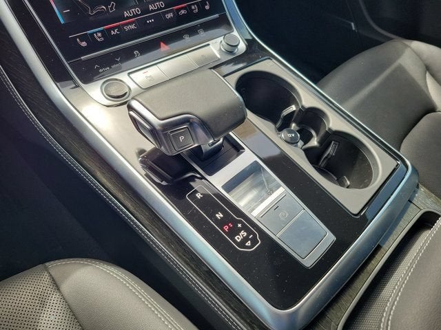 2025 Audi Q8 55 Premium Plus