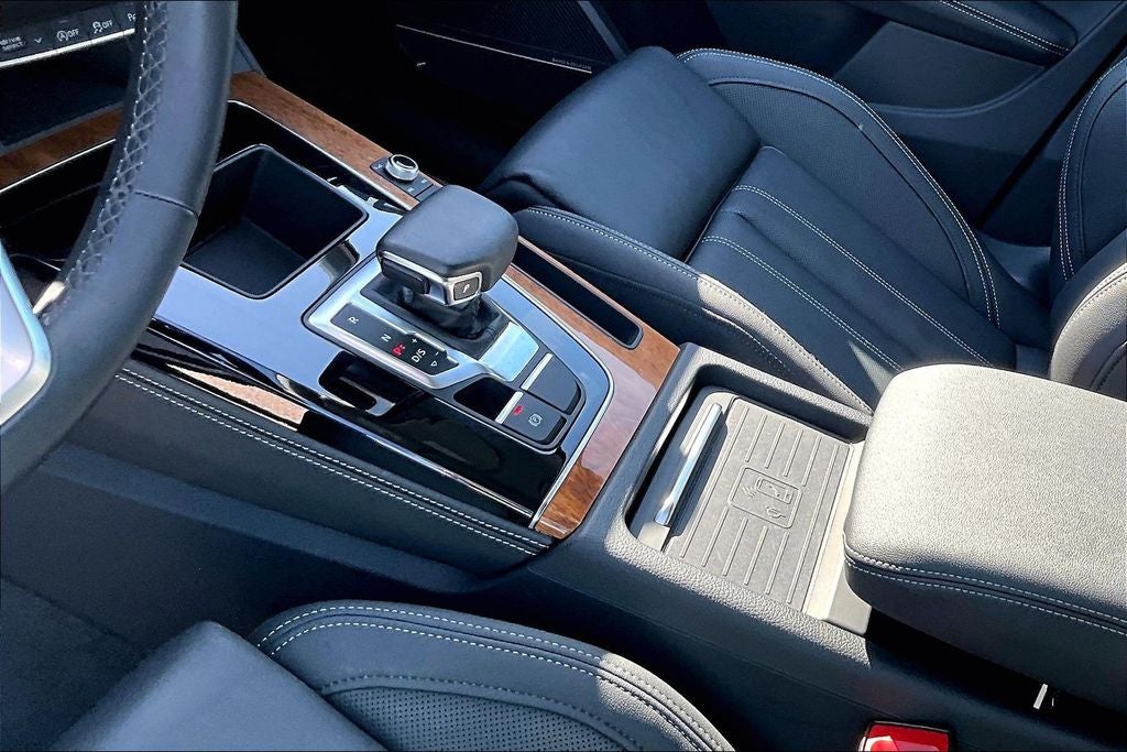 2023 Audi Q5 45 S line Prestige quattro